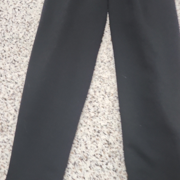 Lululemon Black High-Waisted Leggings - Picture 6 of 10